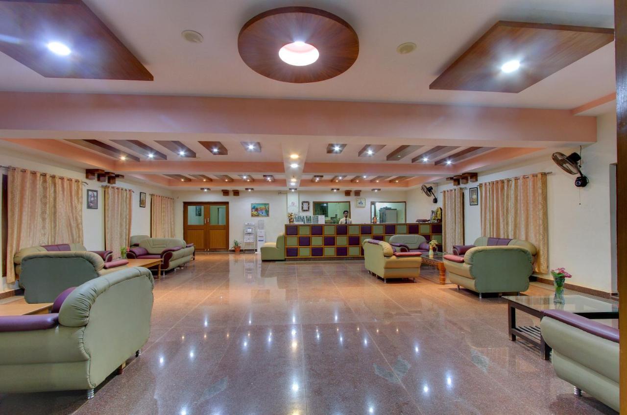 Kanthi Resorts Badami - 25kms from Badami Bāgalkot Exterior foto