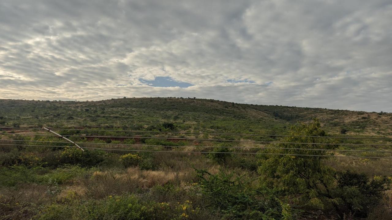 Kanthi Resorts Badami - 25kms from Badami Bāgalkot Exterior foto