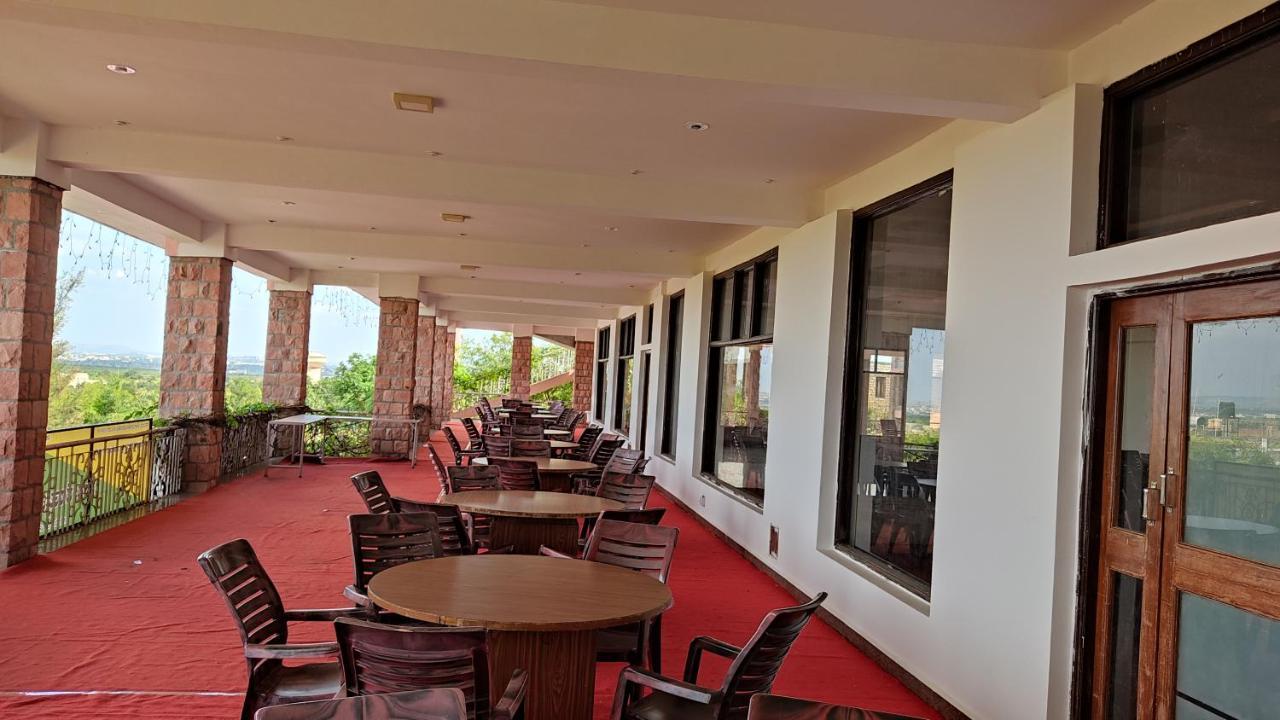 Kanthi Resorts Badami - 25kms from Badami Bāgalkot Exterior foto