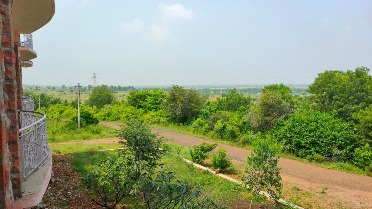 Kanthi Resorts Badami - 25kms from Badami Bāgalkot Exterior foto