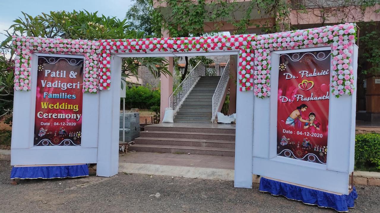 Kanthi Resorts Badami - 25kms from Badami Bāgalkot Exterior foto